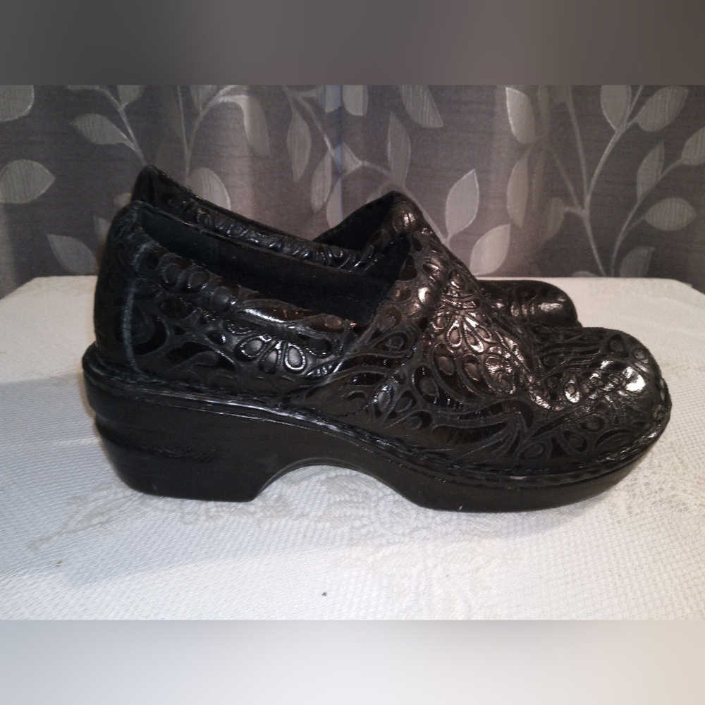 Born Tooled Black Clogs